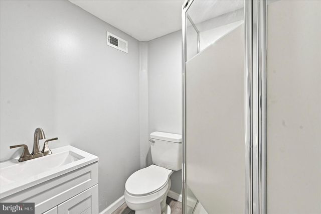 5726 W JEFFERSON ST, Philadelphia, PA 19131