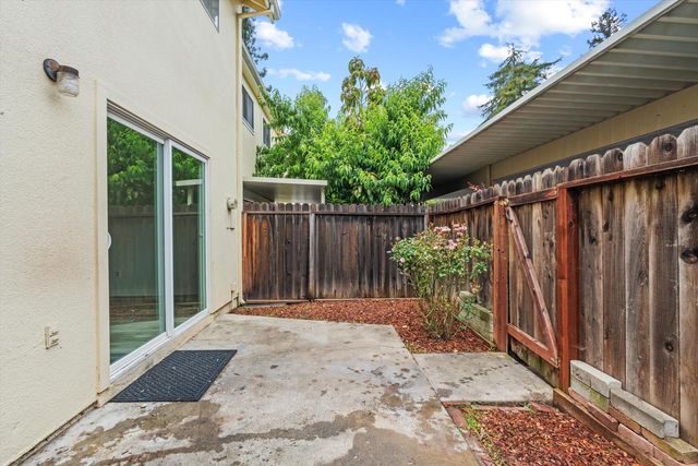 6359 Wexford Cir, Citrus Heights, CA 95621