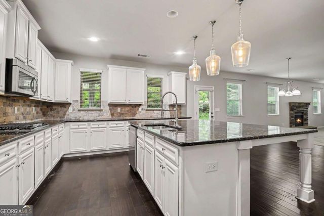 5145 Whisper Point Boulevard, Cumming, GA 30028