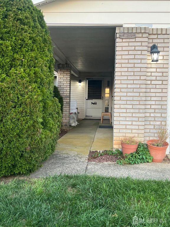 223 Branch Road 223, Monroe, NJ 08831