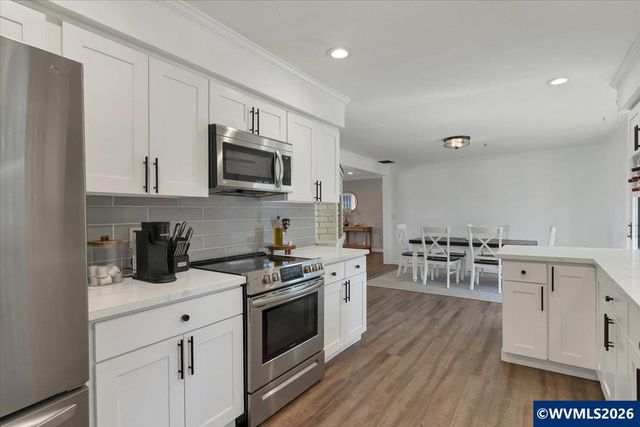 840 Empire St NW, Salem, OR 97304