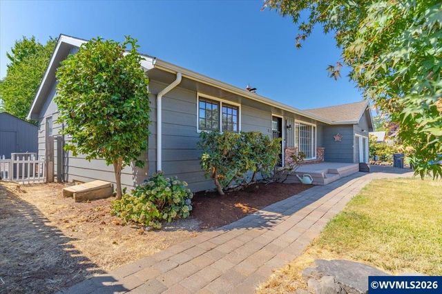 840 Empire St NW, Salem, OR 97304