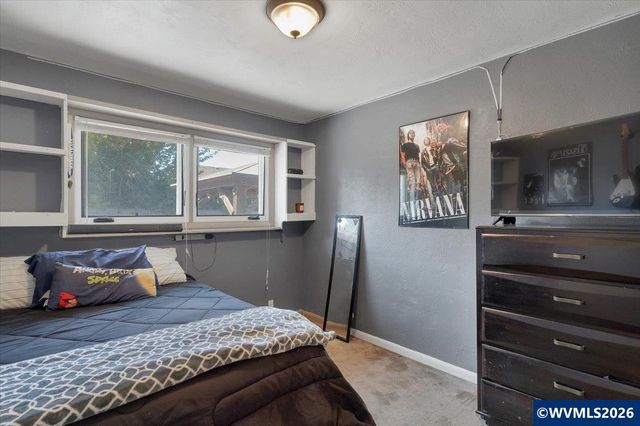 840 Empire St NW, Salem, OR 97304