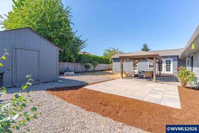 840 Empire St NW, Salem, OR 97304