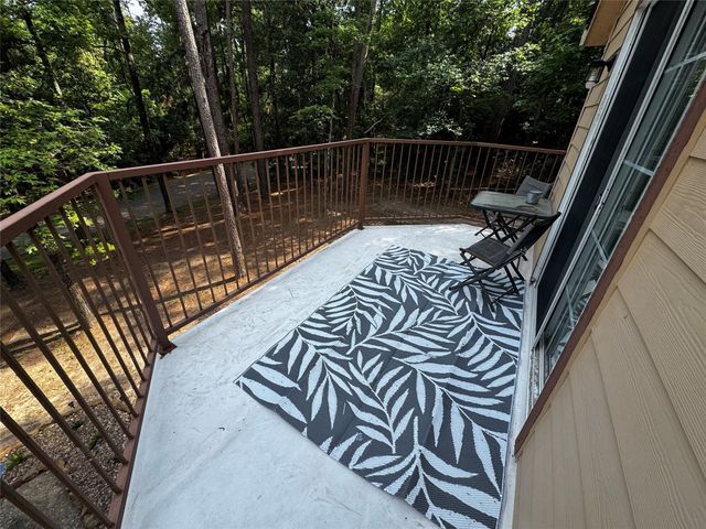 40 Dartmoor Court, Coldspring, TX 77331