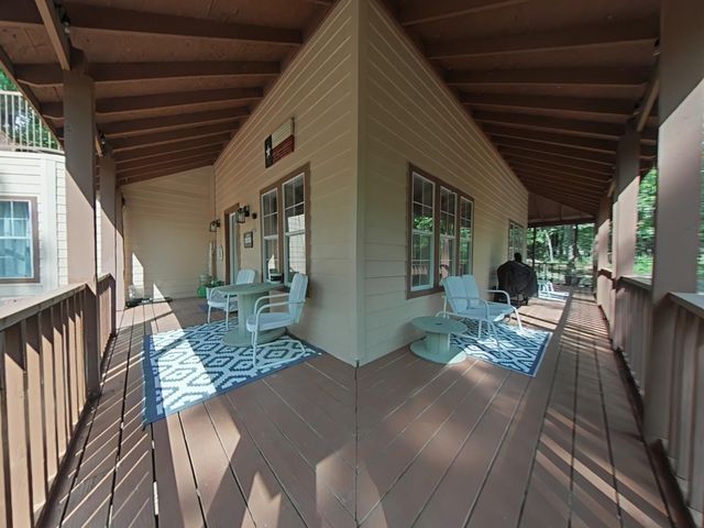 40 Dartmoor Court, Coldspring, TX 77331