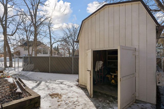 13518 Thrush Street NW, Andover, MN 55304