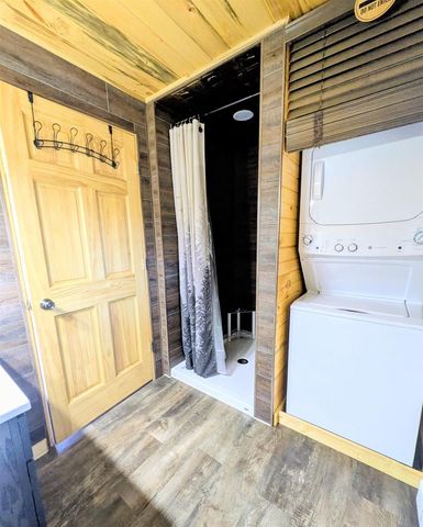 1360 10th Avenue, Friendship, WI 53934