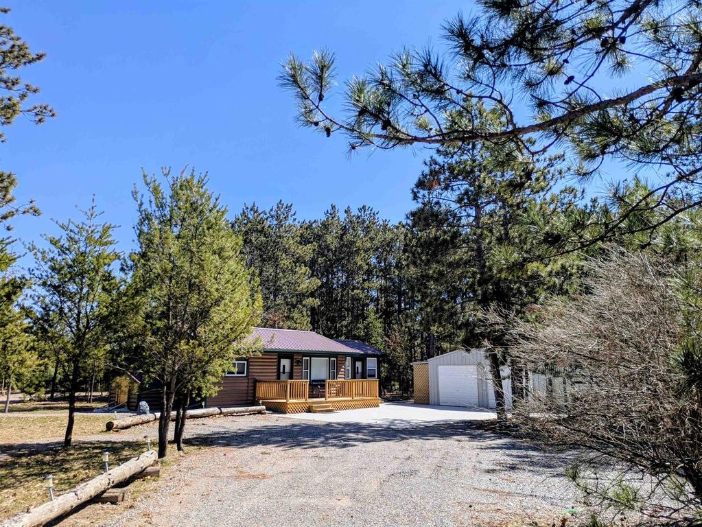 1360 10th Avenue, Friendship, WI 53934