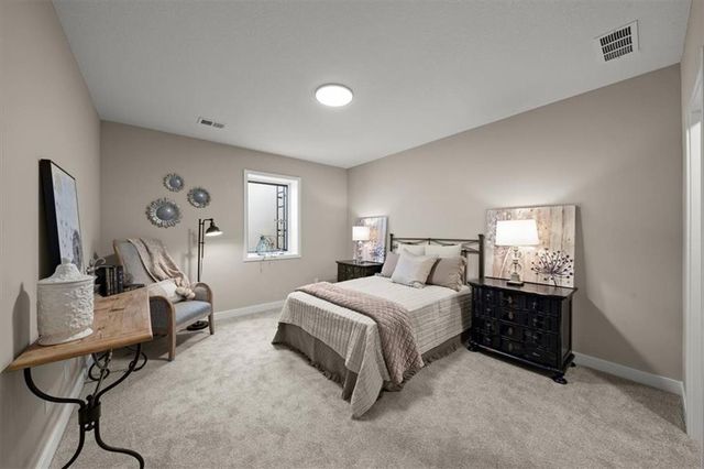 8216 Aurora Street, Lenexa, KS 66220