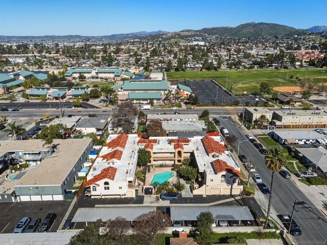 300 Roanoke Rd 14, El Cajon, CA 92019