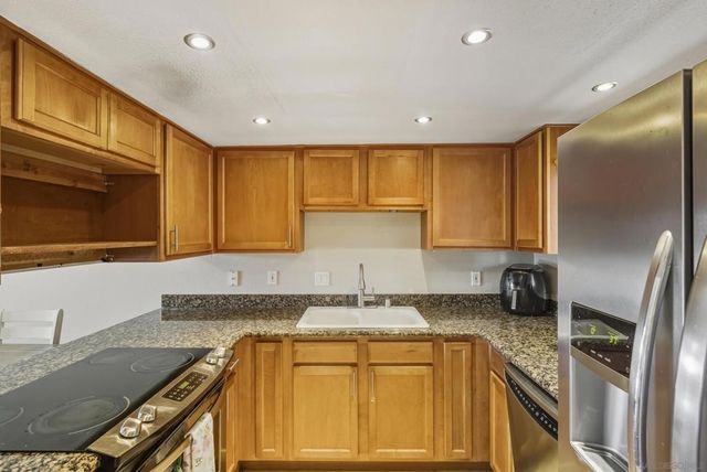 300 Roanoke Rd 14, El Cajon, CA 92019