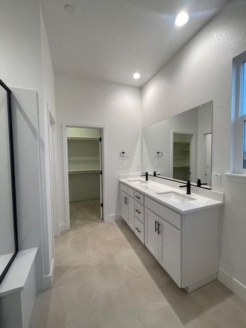 5048 Lonestar Way, Roseville, CA 95747