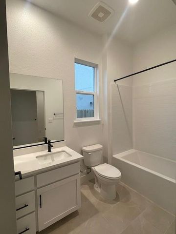 5048 Lonestar Way, Roseville, CA 95747