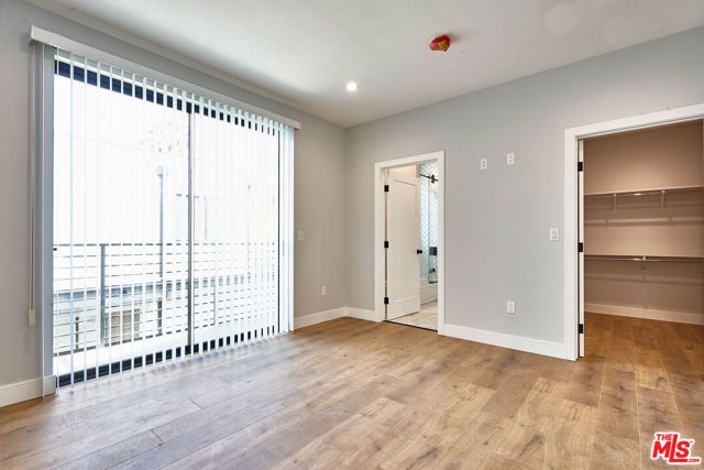 13928 Bessemer Street 1, Van Nuys (los Angeles), CA 91401
