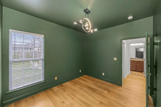 1228 N 2nd St, Nashville, TN 37207