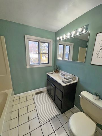 917 Aimtree Place, Schaumburg, IL 60194