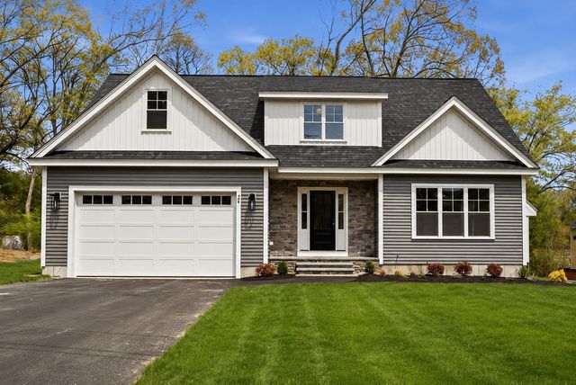 68 Farmington Road, Nashua, NH 03060