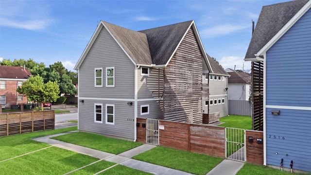 2518 Cleburne Street, Houston, TX 77004