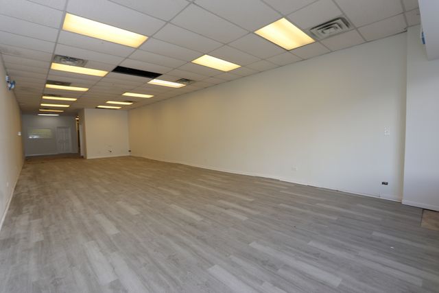 4347 W Fullerton Avenue 4347, Chicago, IL 60639