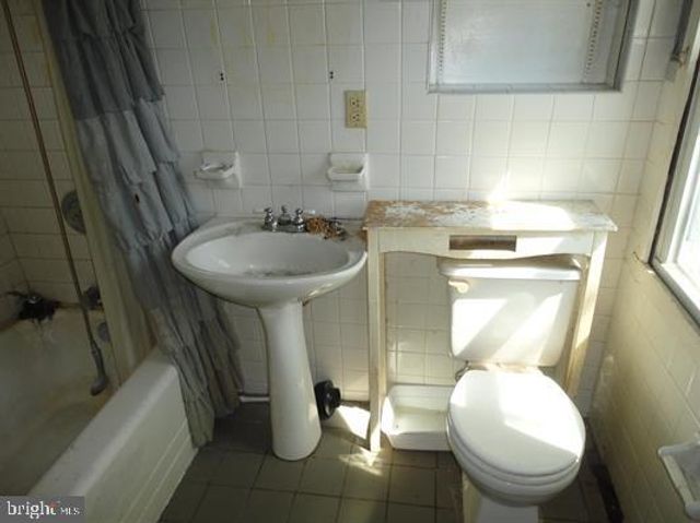28 MAIN ST, Bridgeton, NJ 08302
