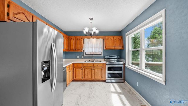 385 Frances Circle, Leesburg, AL 35983