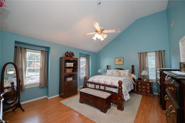 9 Charolais RN, Hampton, VA 23669