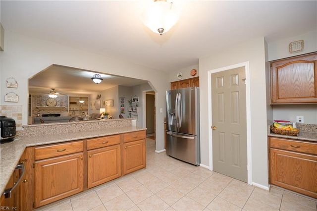 9 Charolais RN, Hampton, VA 23669