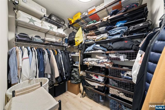 200 Winston Drive 2110, Cliffside Park, NJ 07010