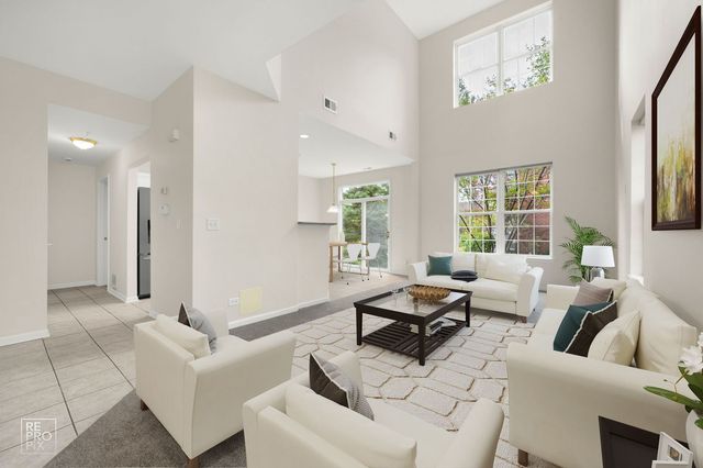 937 Bromley Place, Northbrook, IL 60062