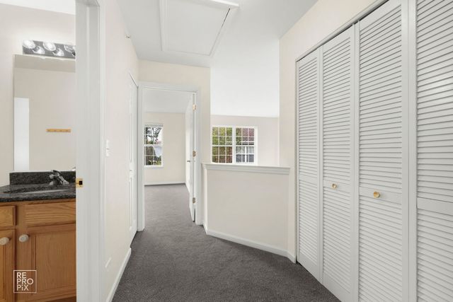 937 Bromley Place, Northbrook, IL 60062