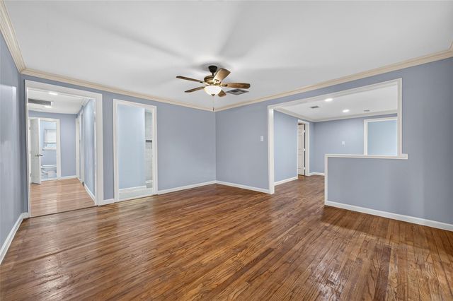 4715 Chapman Street, Houston, TX 77009