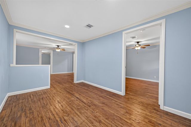 4715 Chapman Street, Houston, TX 77009
