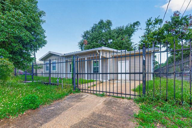 4715 Chapman Street, Houston, TX 77009