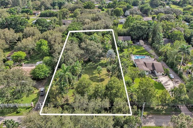 14270 SW 20th Street, Davie, FL 33325