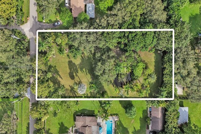 14270 SW 20th Street, Davie, FL 33325