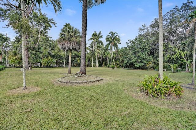 14270 SW 20th Street, Davie, FL 33325