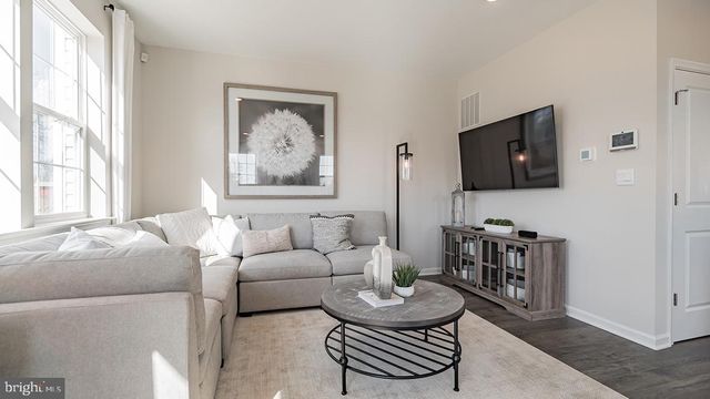 107 HULME STREET, Mount Holly, NJ 08060