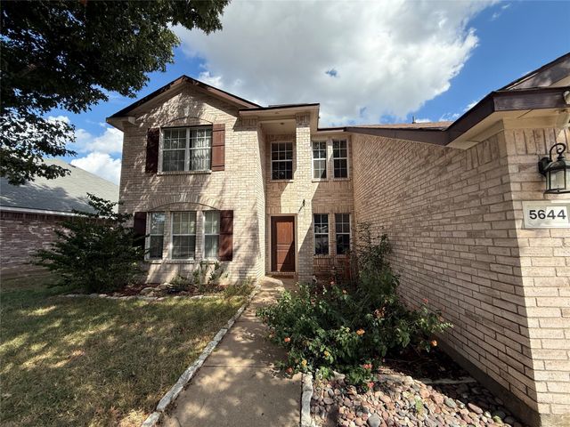 5644 Meadows Way, North Richland Hills, TX 76180