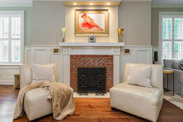 33 E Frankfort Street, Columbus, OH 43206