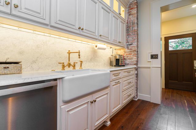 33 E Frankfort Street, Columbus, OH 43206