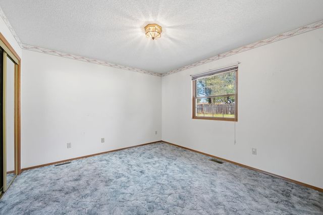 6538 N Longmont St, Park City, KS 67219