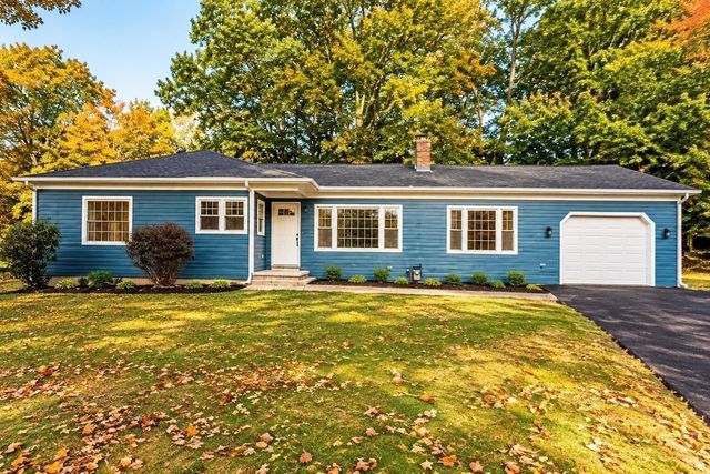 47 Depot St, Westford, MA 01886