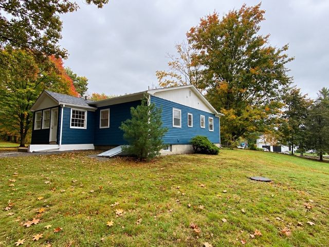 47 Depot St, Westford, MA 01886