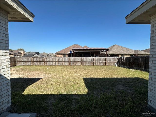 1815 W Ignacio Avenue, Alton, TX 78573