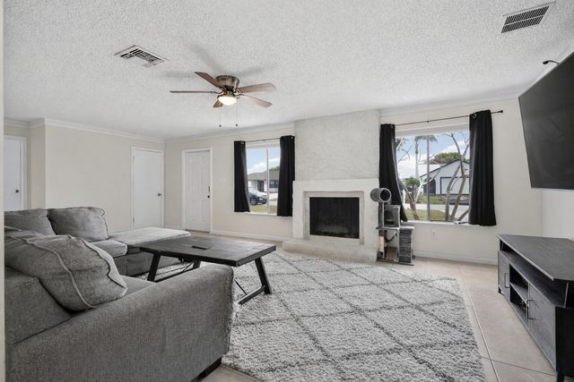 2289 SE Carnation Road, Port St. Lucie, Port St Lucie, FL 34952