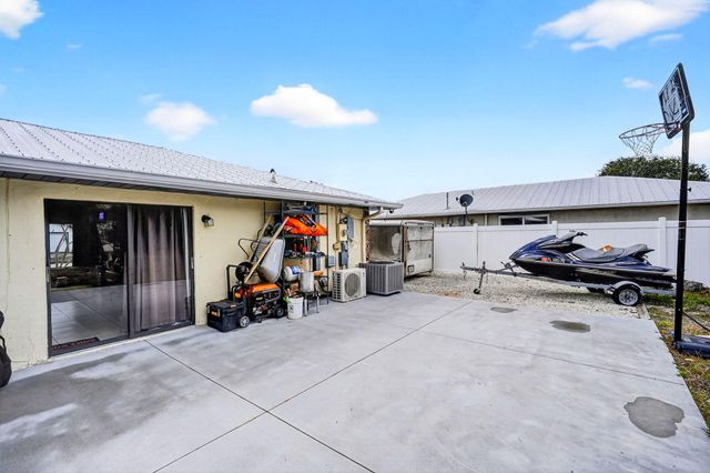 2289 SE Carnation Road, Port St. Lucie, Port St Lucie, FL 34952