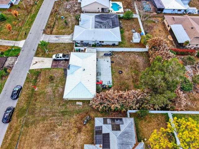 2289 SE Carnation Road, Port St. Lucie, Port St Lucie, FL 34952
