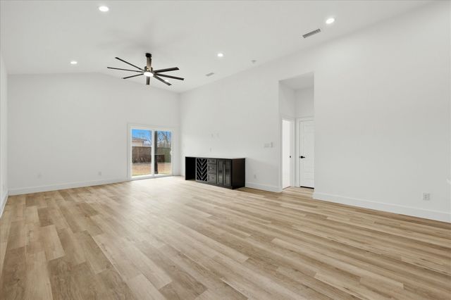 4515 Eutopia Street, Greenville, TX 75401