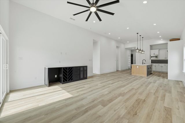 4515 Eutopia Street, Greenville, TX 75401